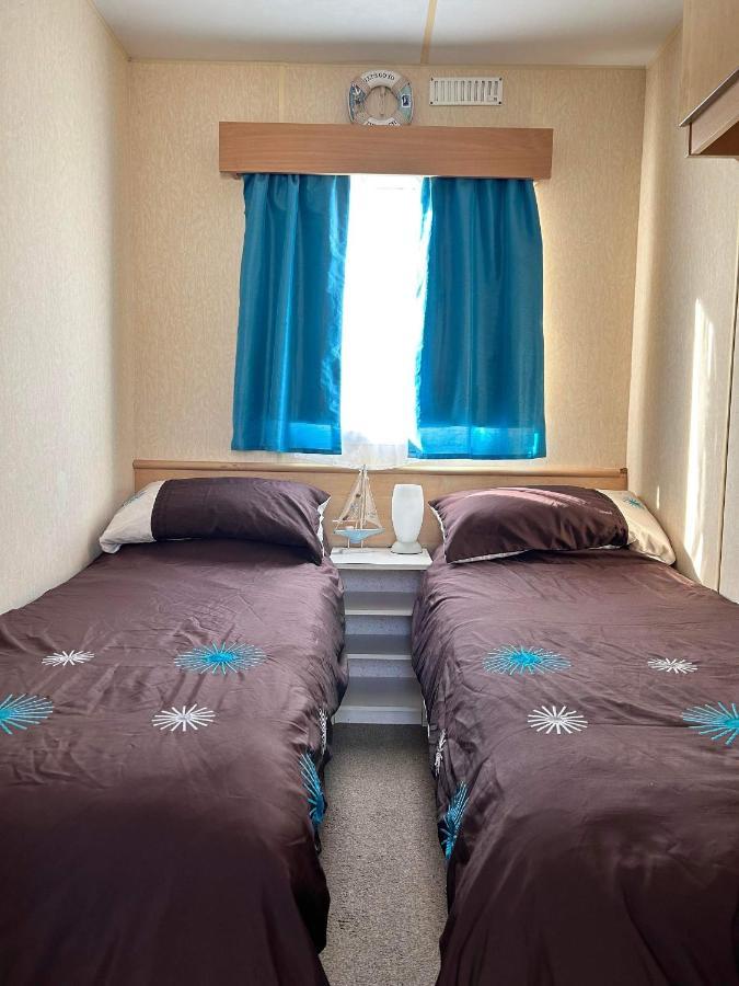 Lyntons 3 Bedroom Caravan Pets Stay Free Linen Included Heacham Exterior foto